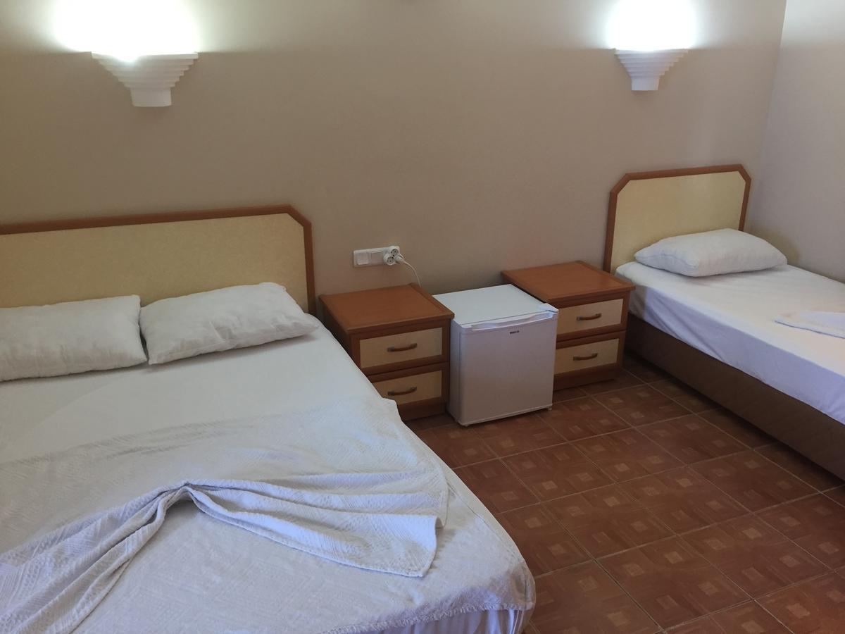 Karakas Motel Ayvalı 外观 照片